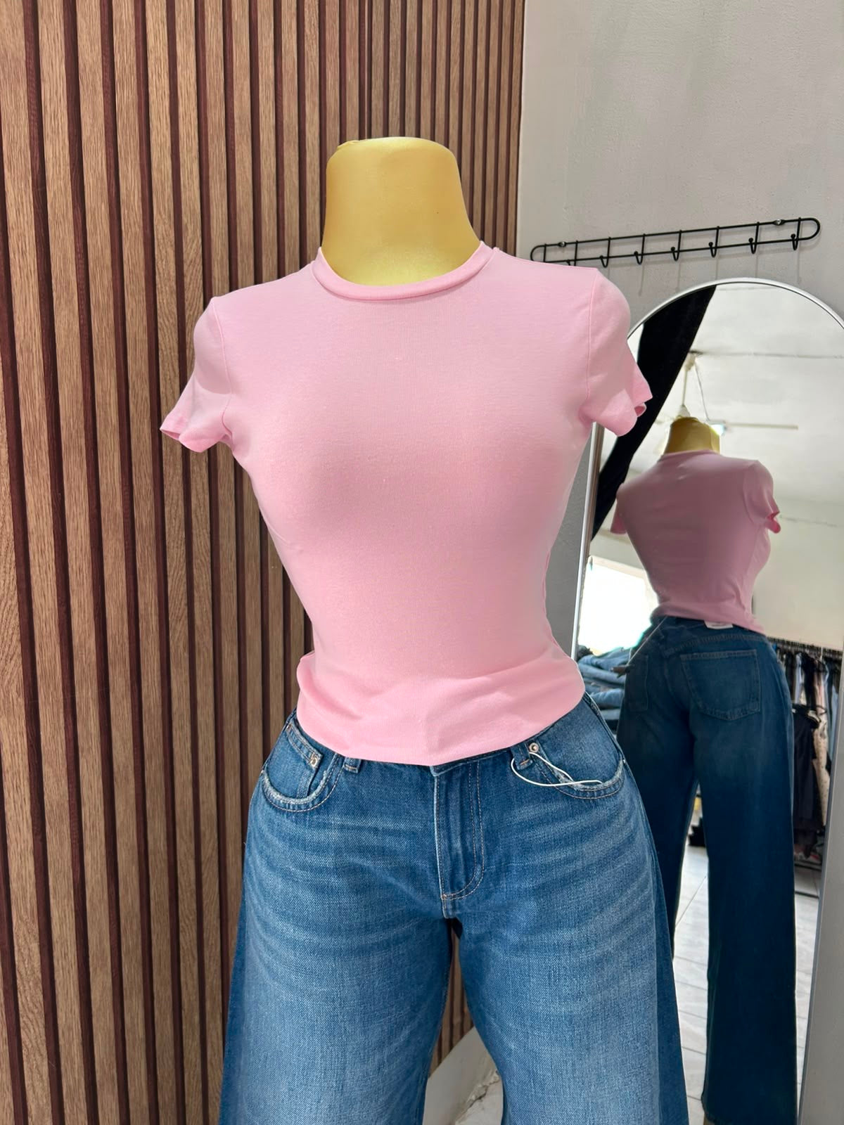 BLUSA BASIC BERSHKA