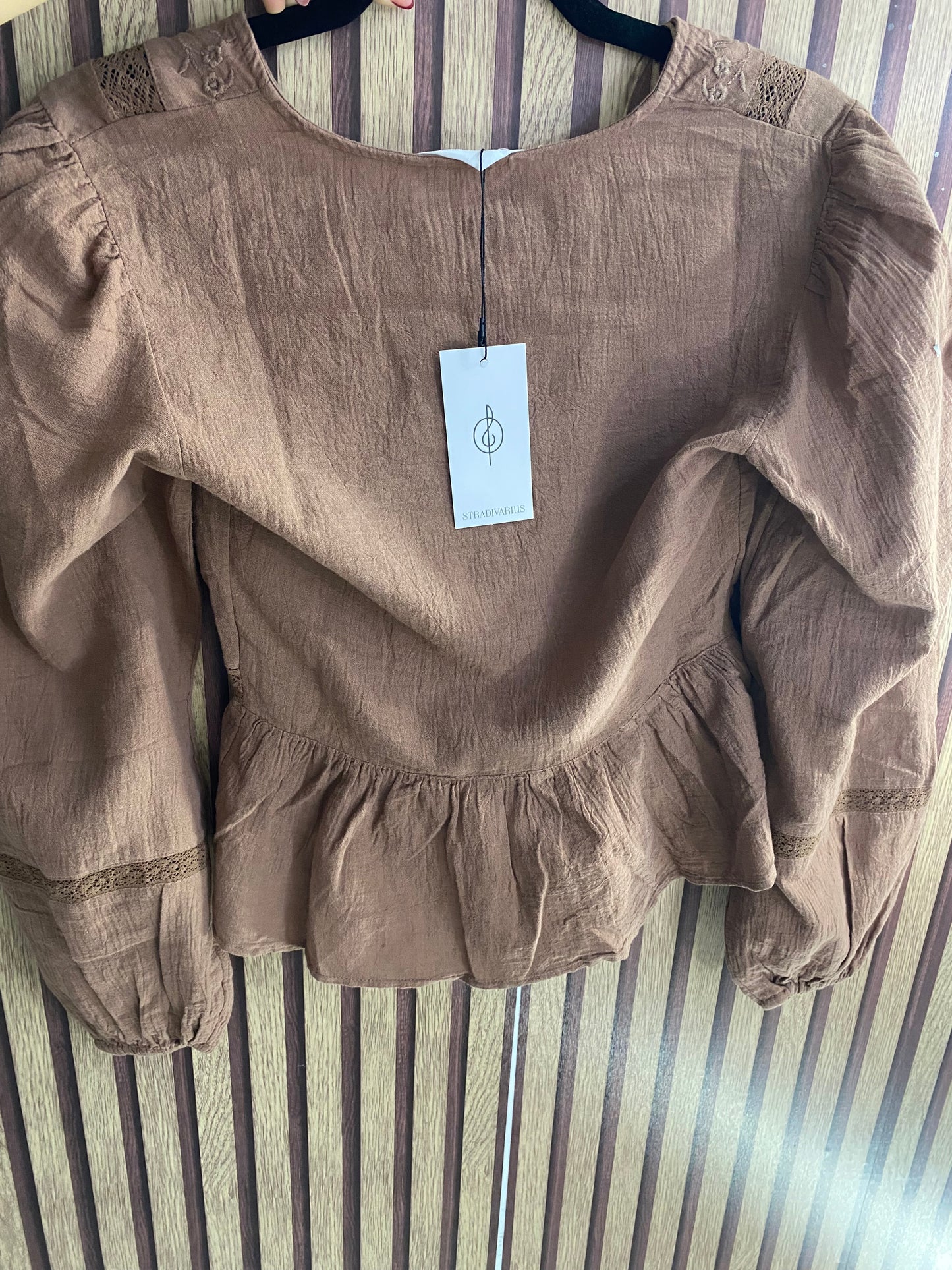 Blusa (STRADIVARIUS)