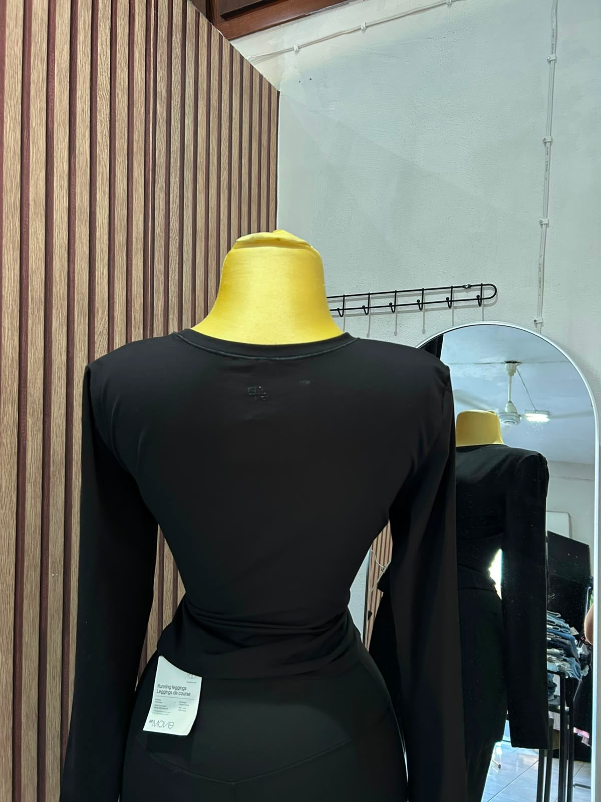 BLUSA MANGA LARGA DEPORTIVA