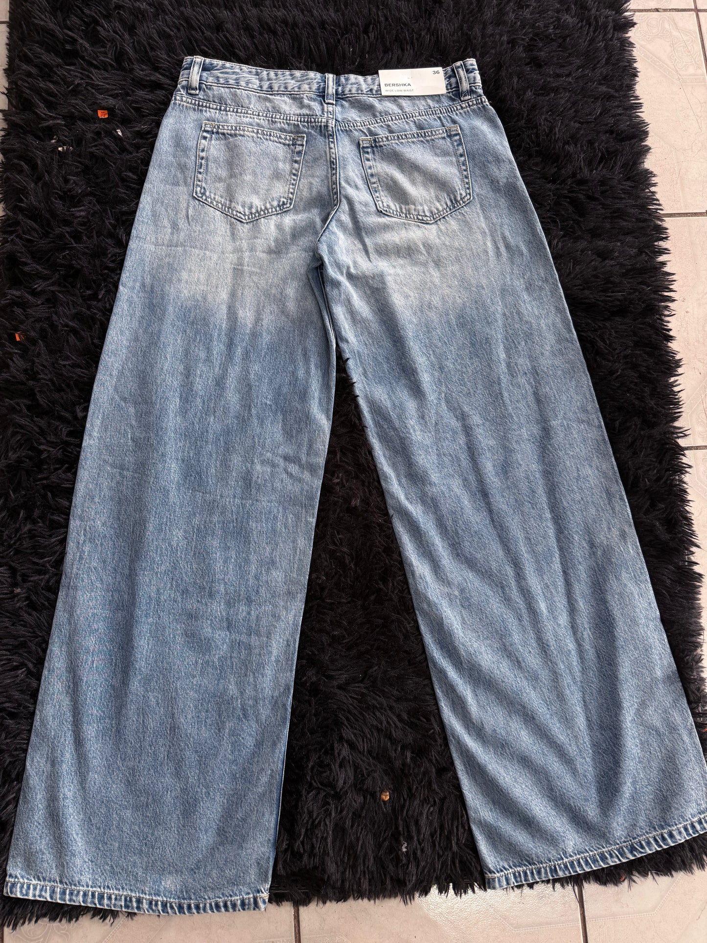 Jeans BERSHKA tiro bajo