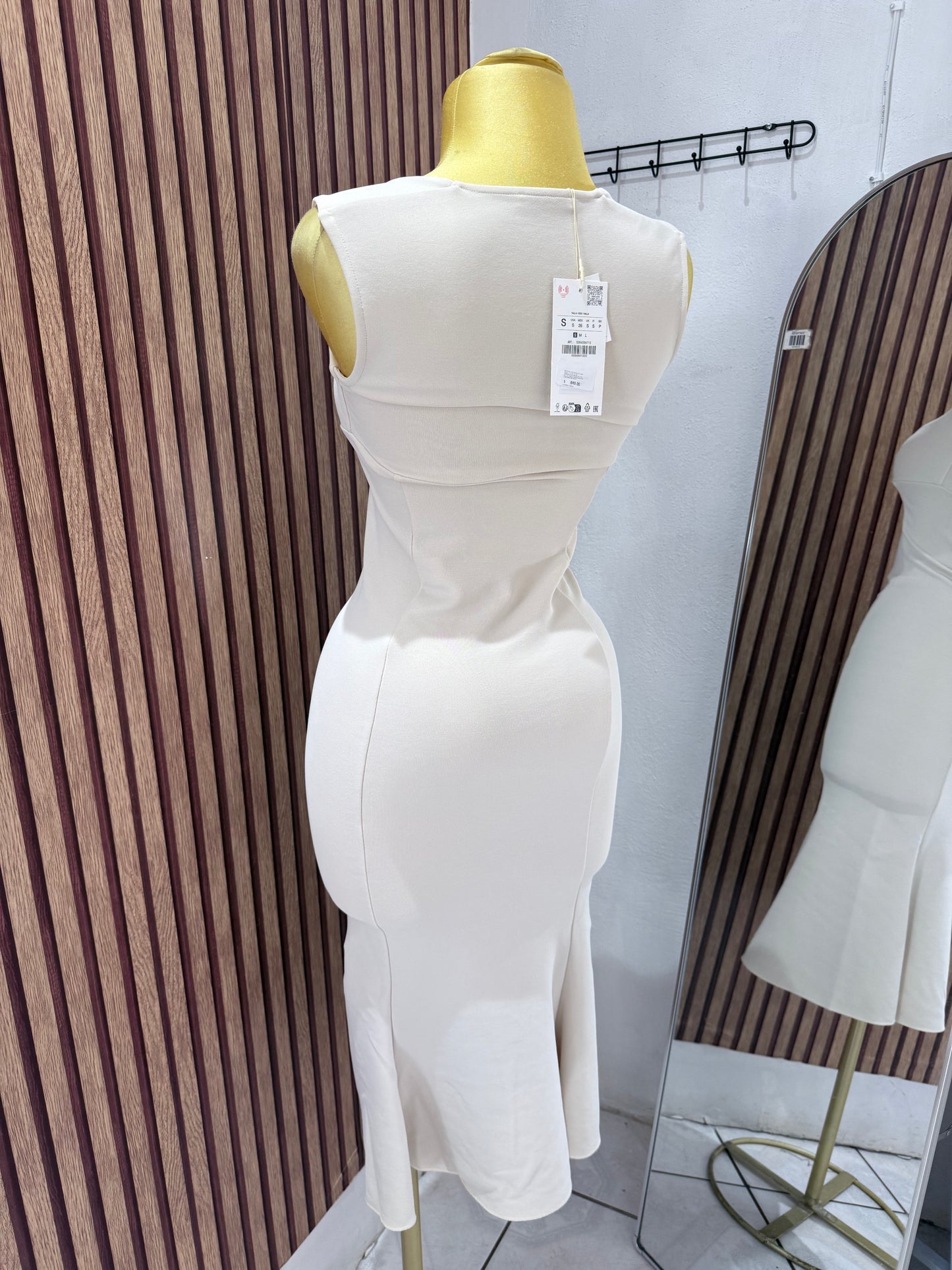 Vestido Zara