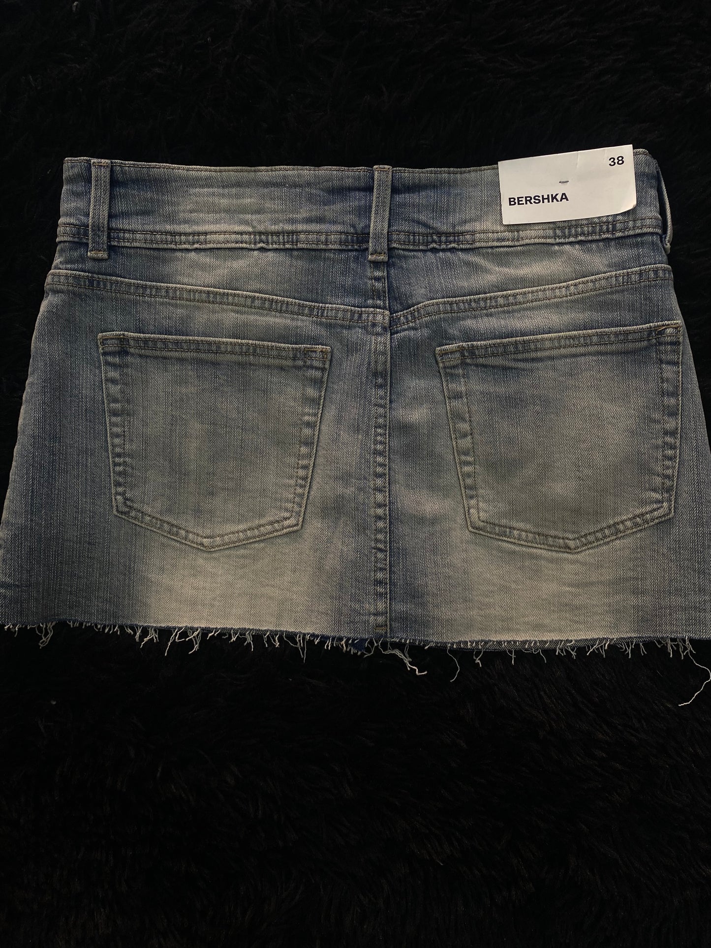 Falda (BERSHKA)