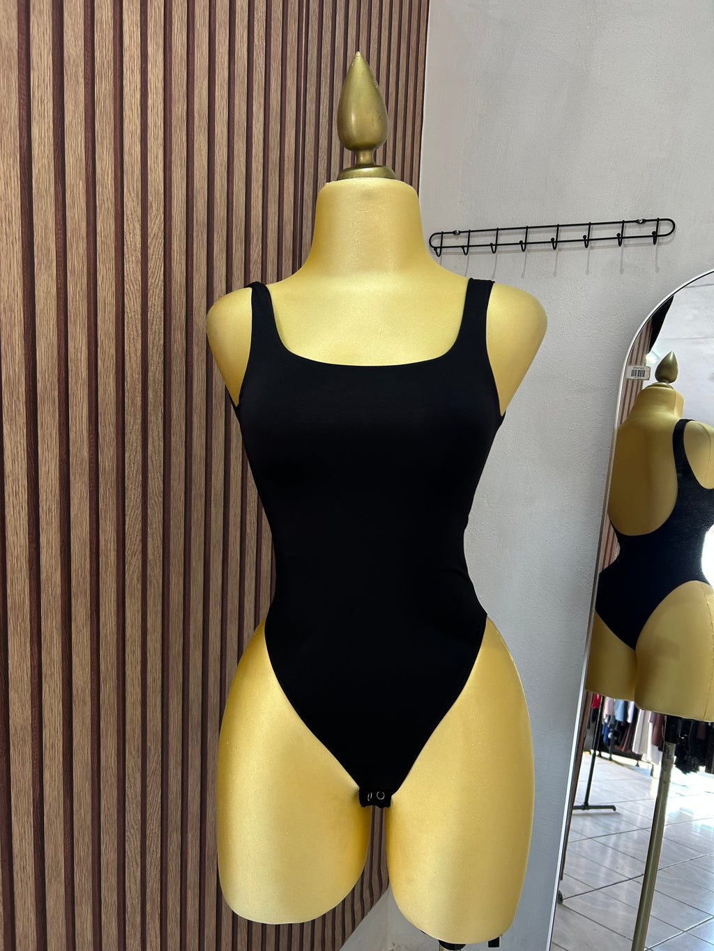 Body (PULLBEAR)