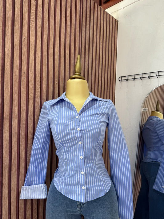 BLUSA DE CUELLO RAYADA