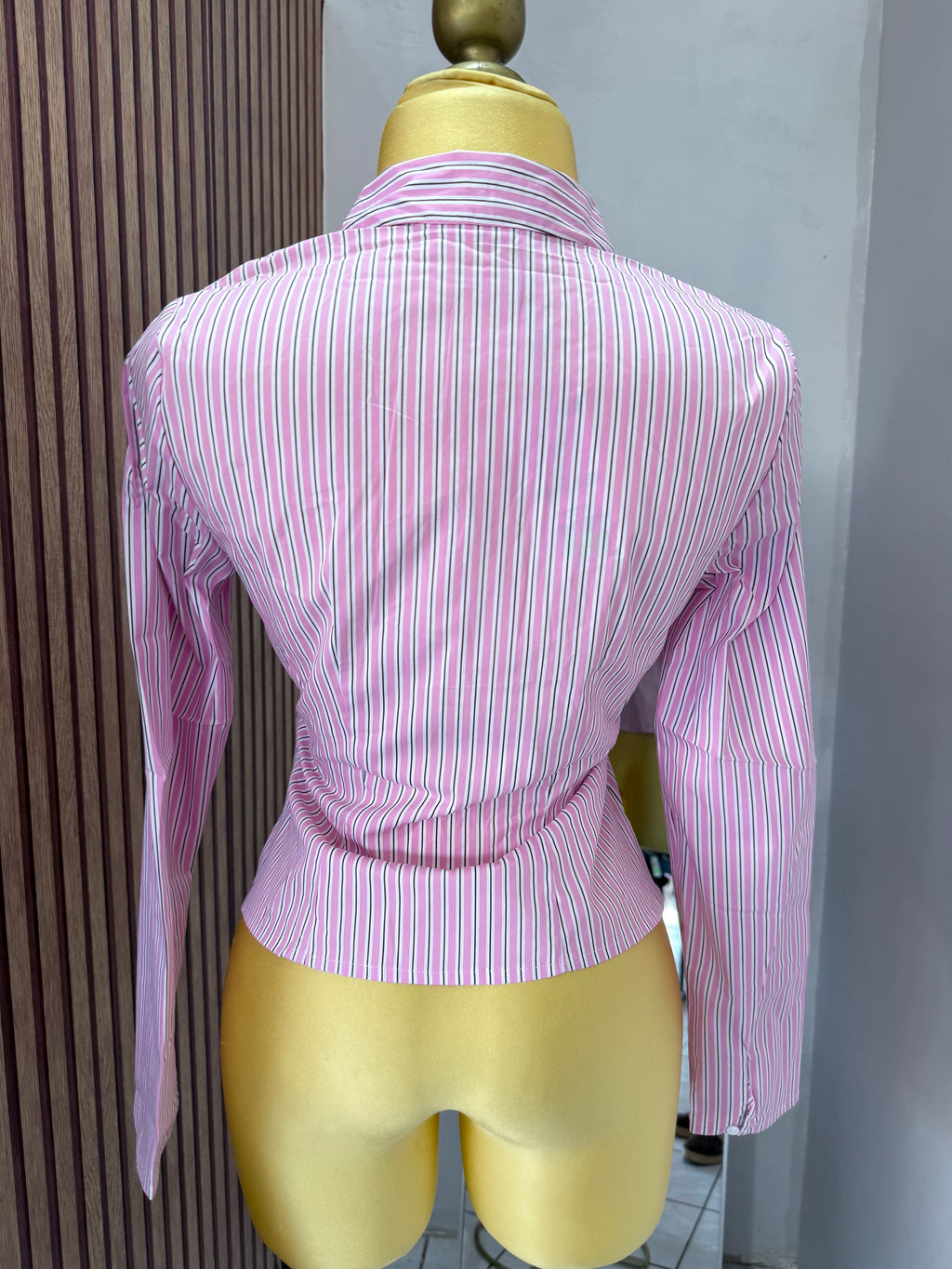 Blusa con cuello