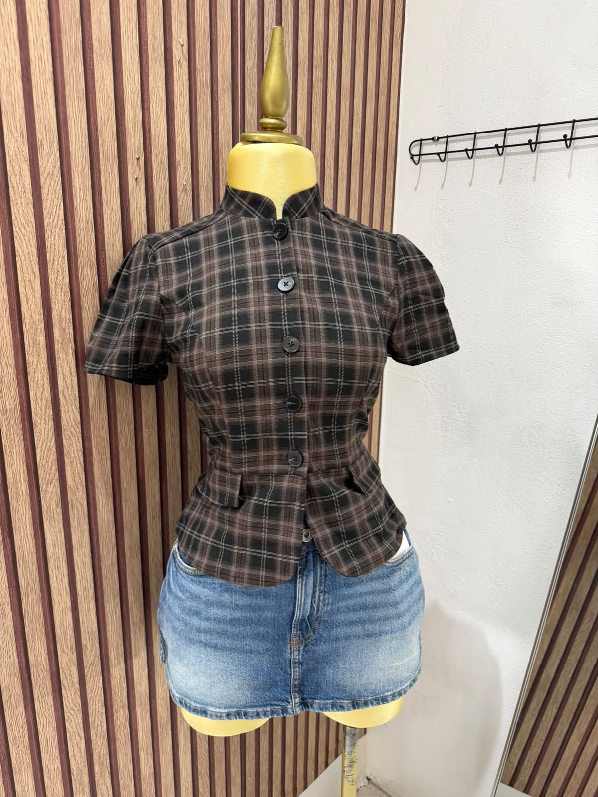 Blusa Stradivarius Cuadros café