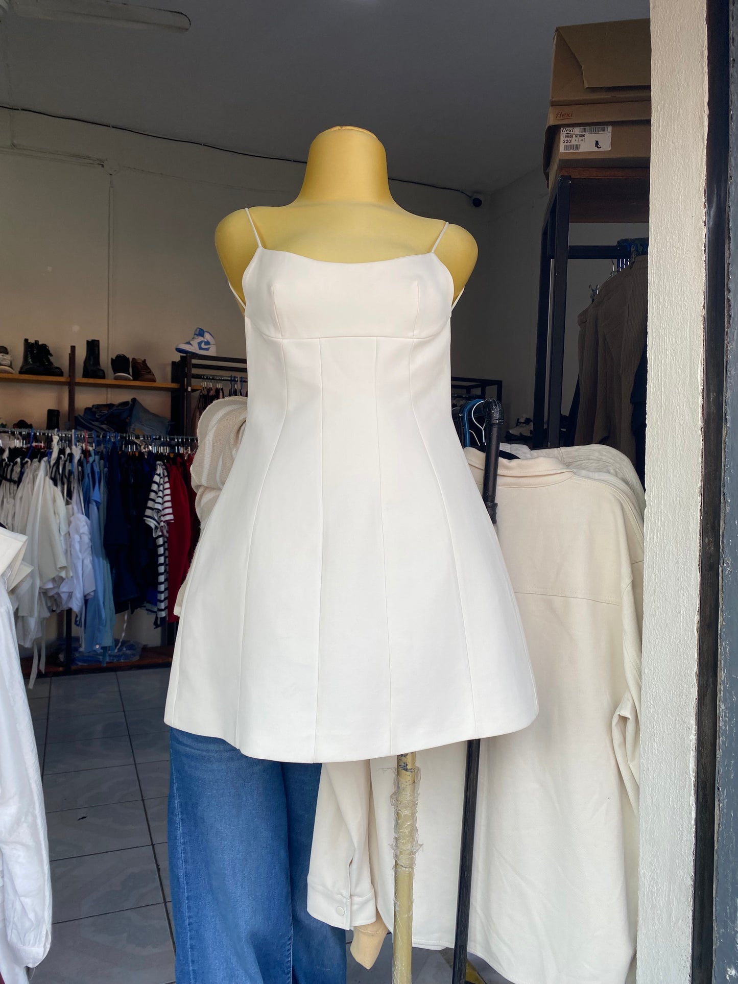 Vestido (ZARA)