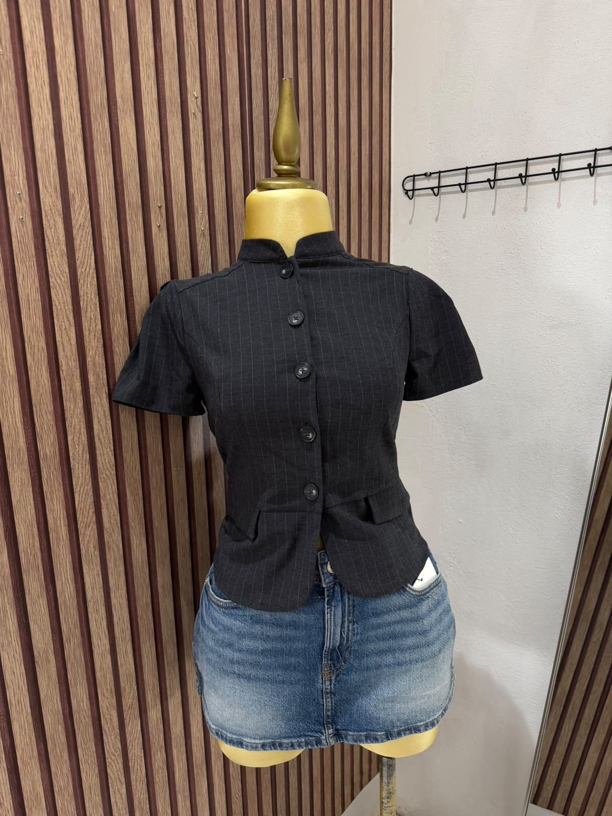 Blusa Stradivarius Gris de raya diplomática