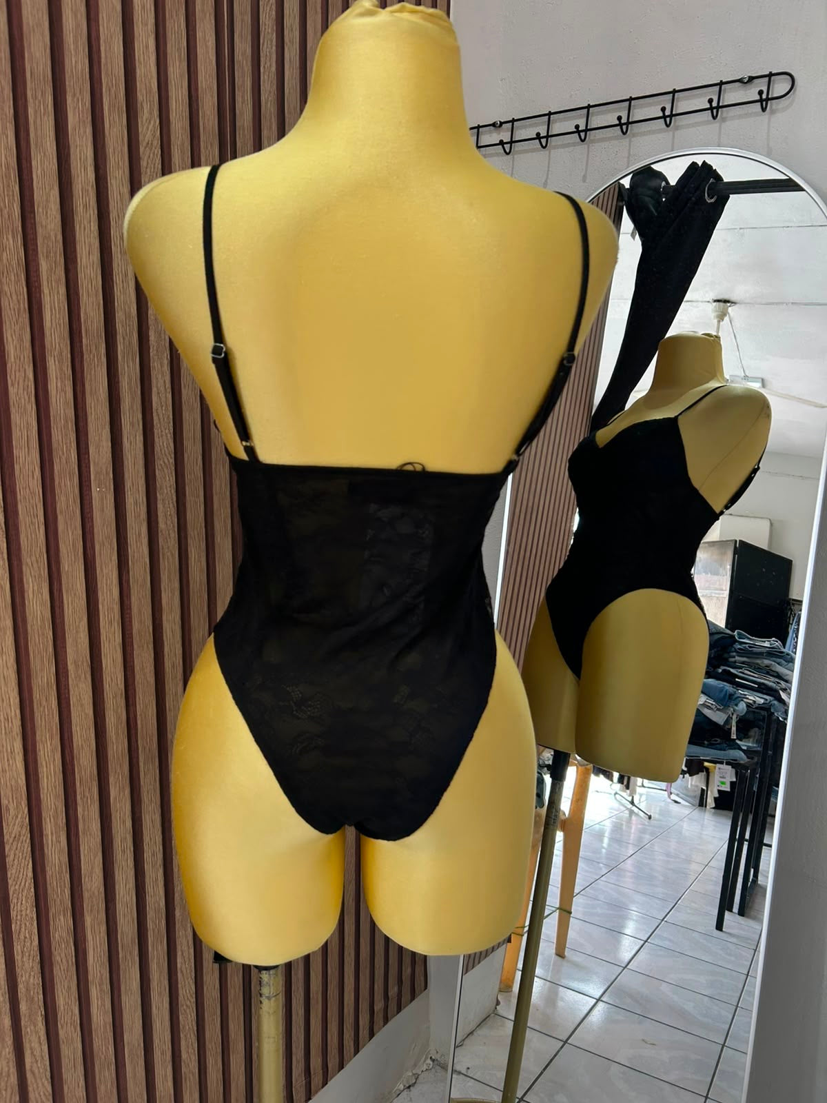 BODY STRADIVARIUS