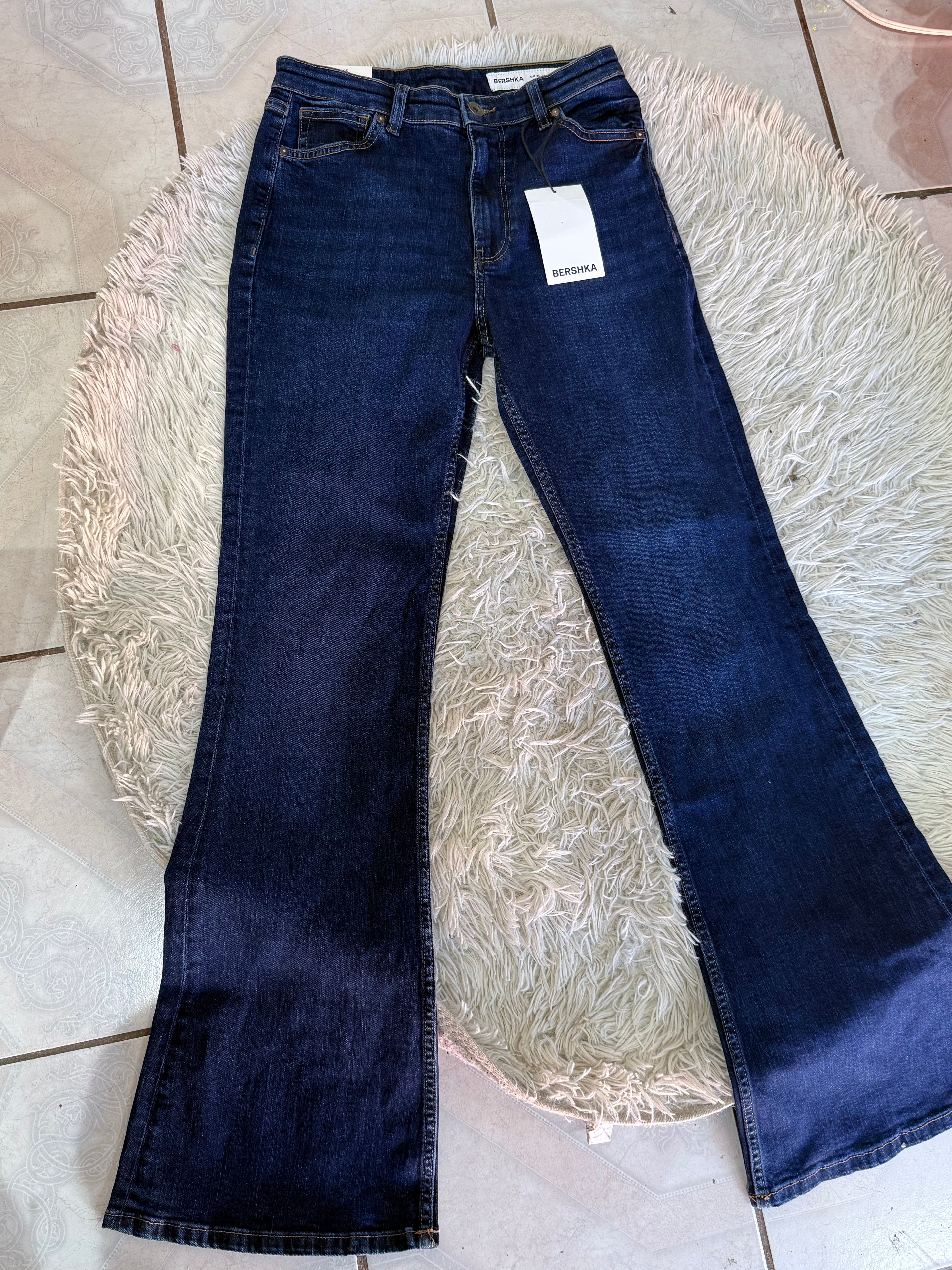 Jeans (BERSHKA)