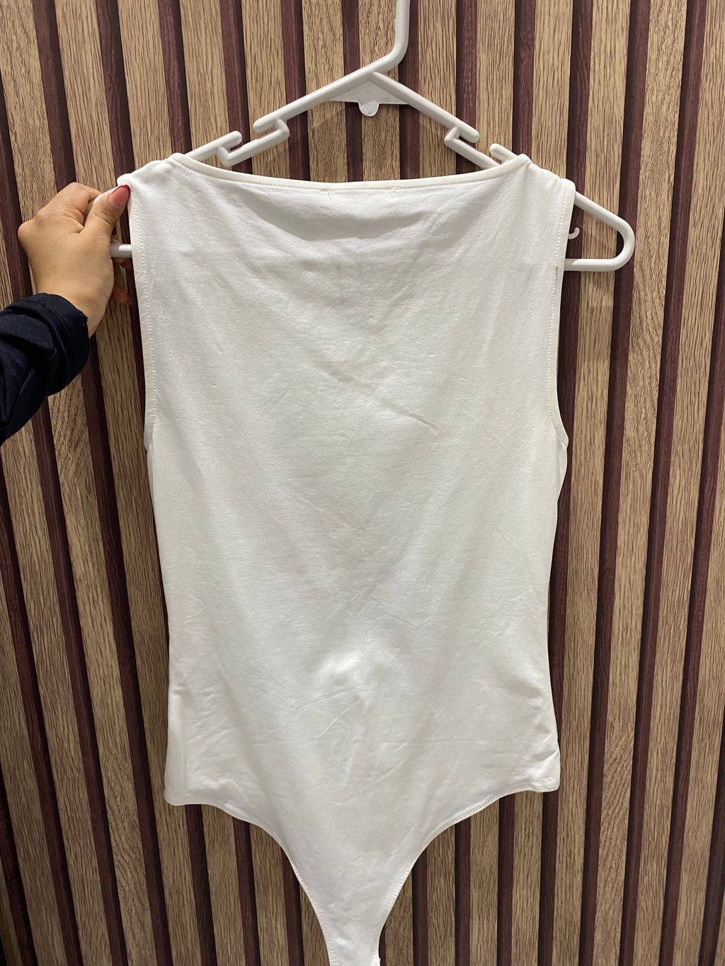 Body (STRADIVARIUS)