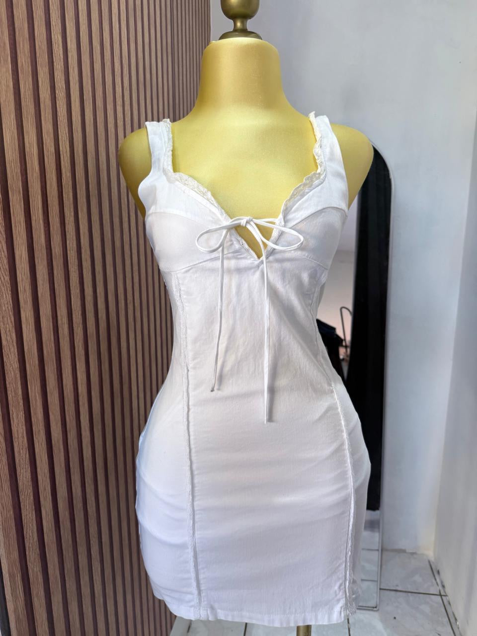 Vestido (ZARA)
