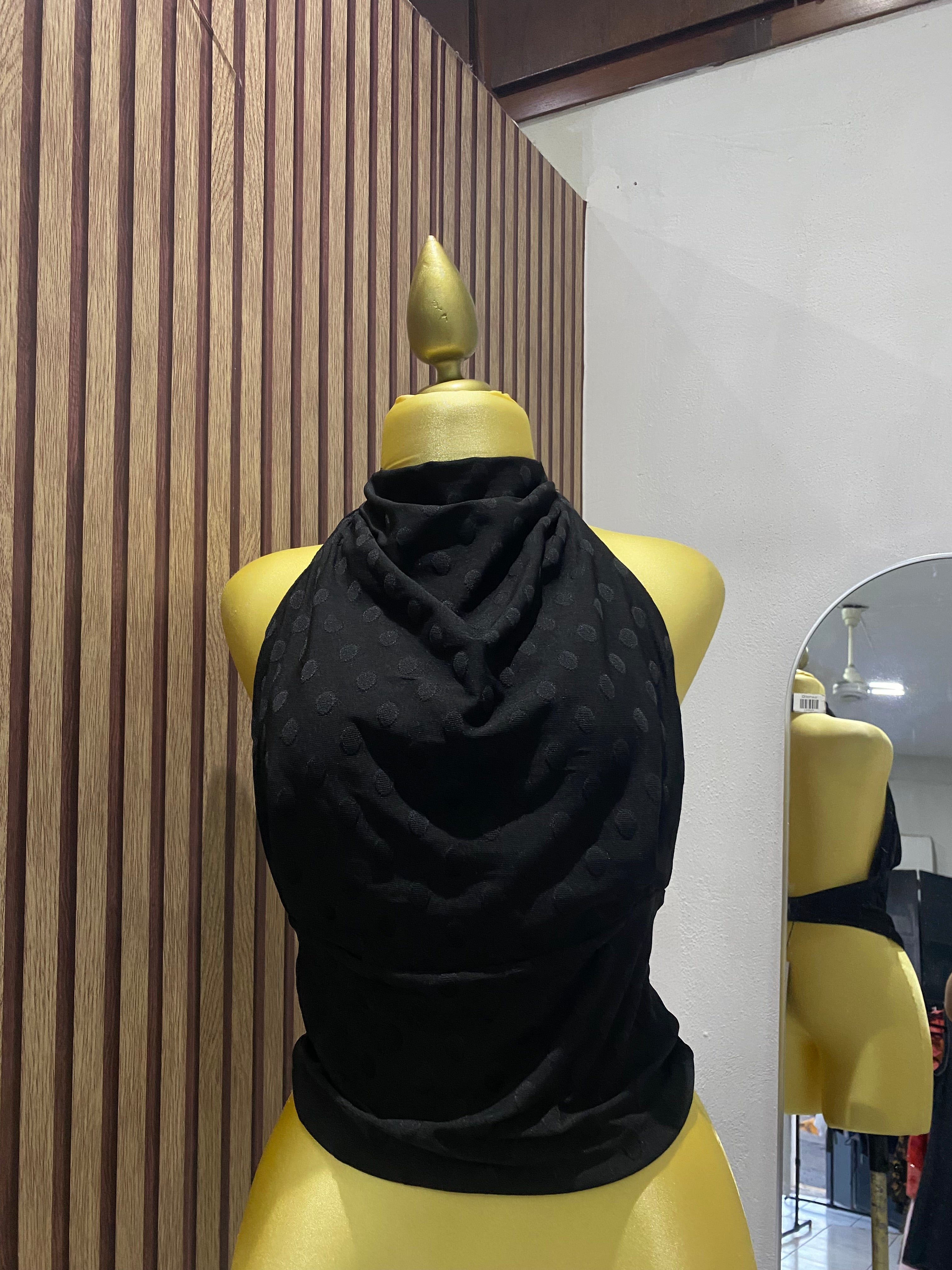 Blusa halter (BERSHKA)