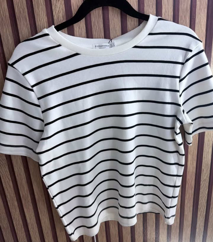 Blusa (STRADIVARIUS)