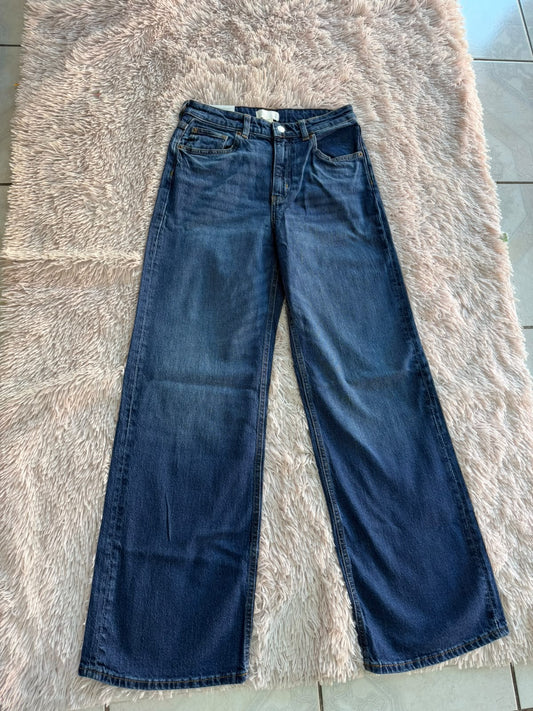 Jeans azules de pierna ancha