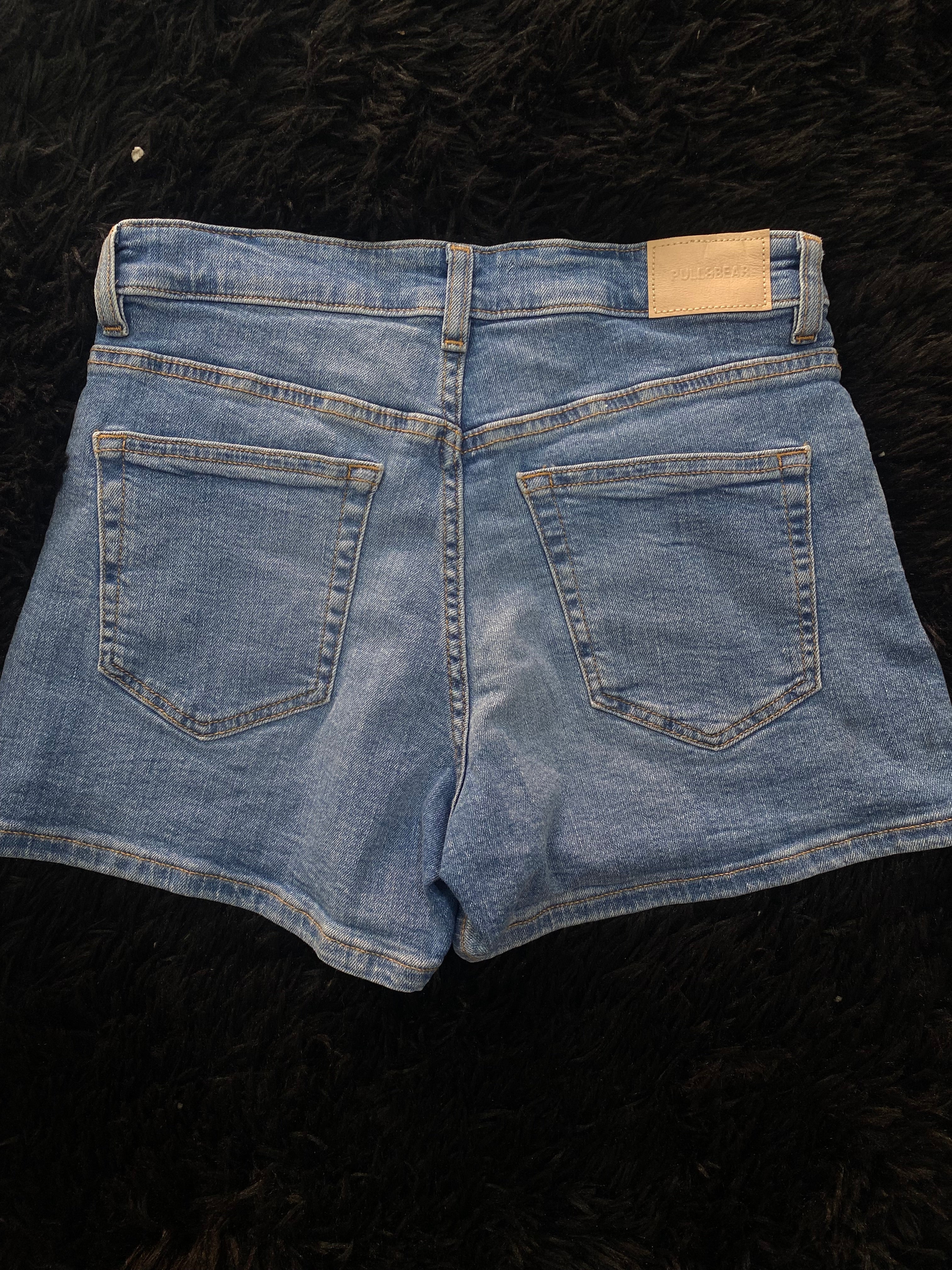 Short (PULL&ABER)