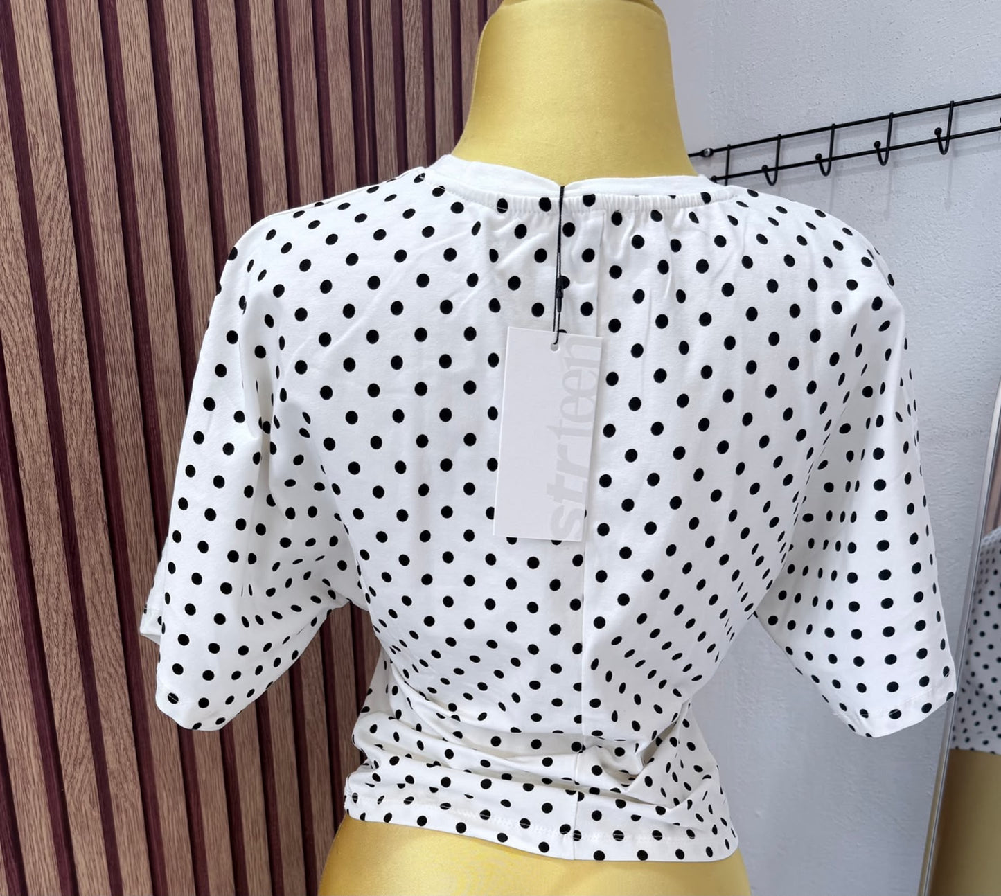 Blusa puntos Stradivarius