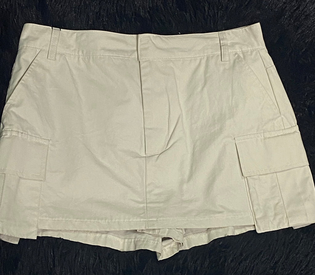 Falda short (ZARA)