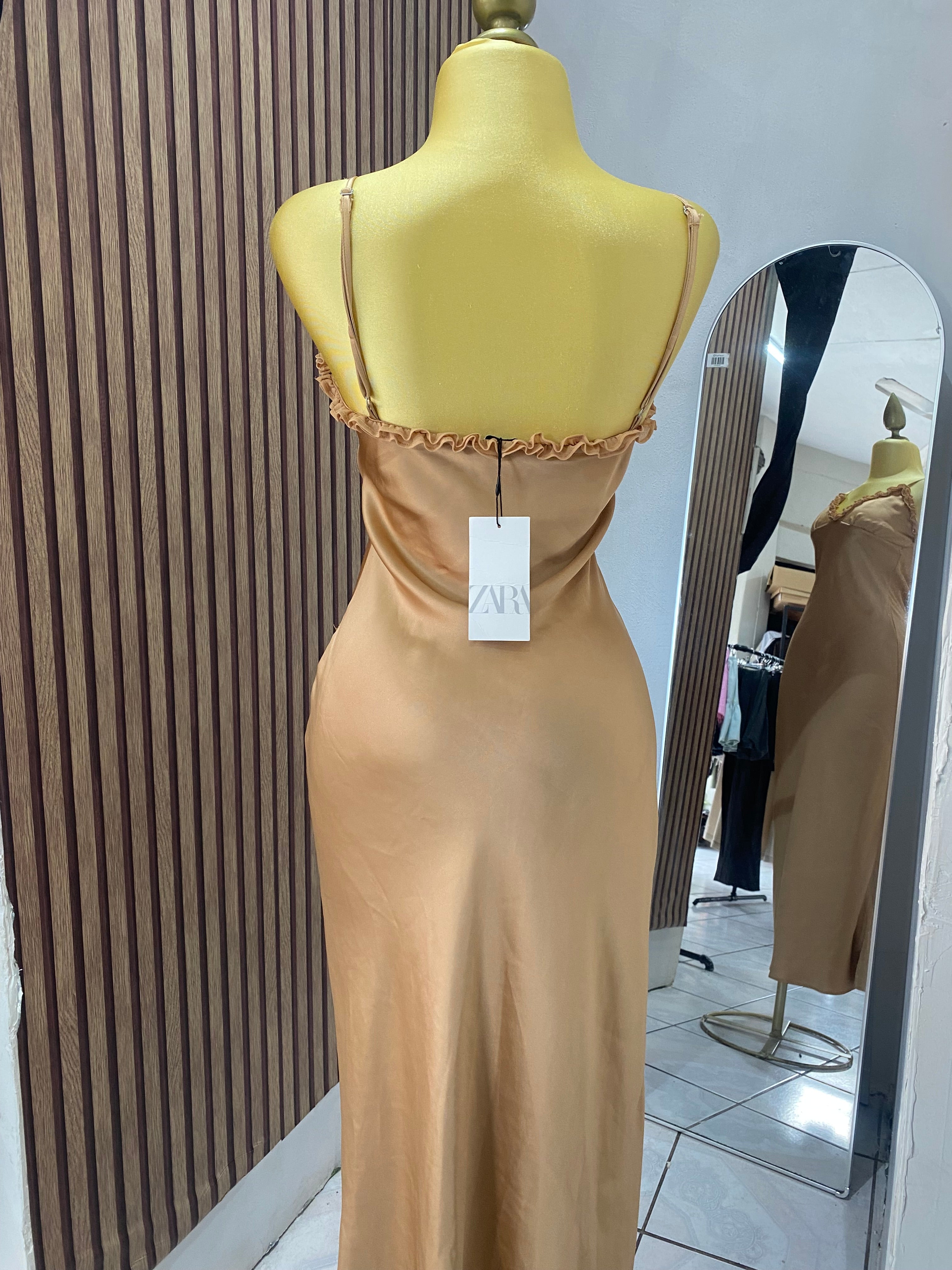 Vestido (ZARA)