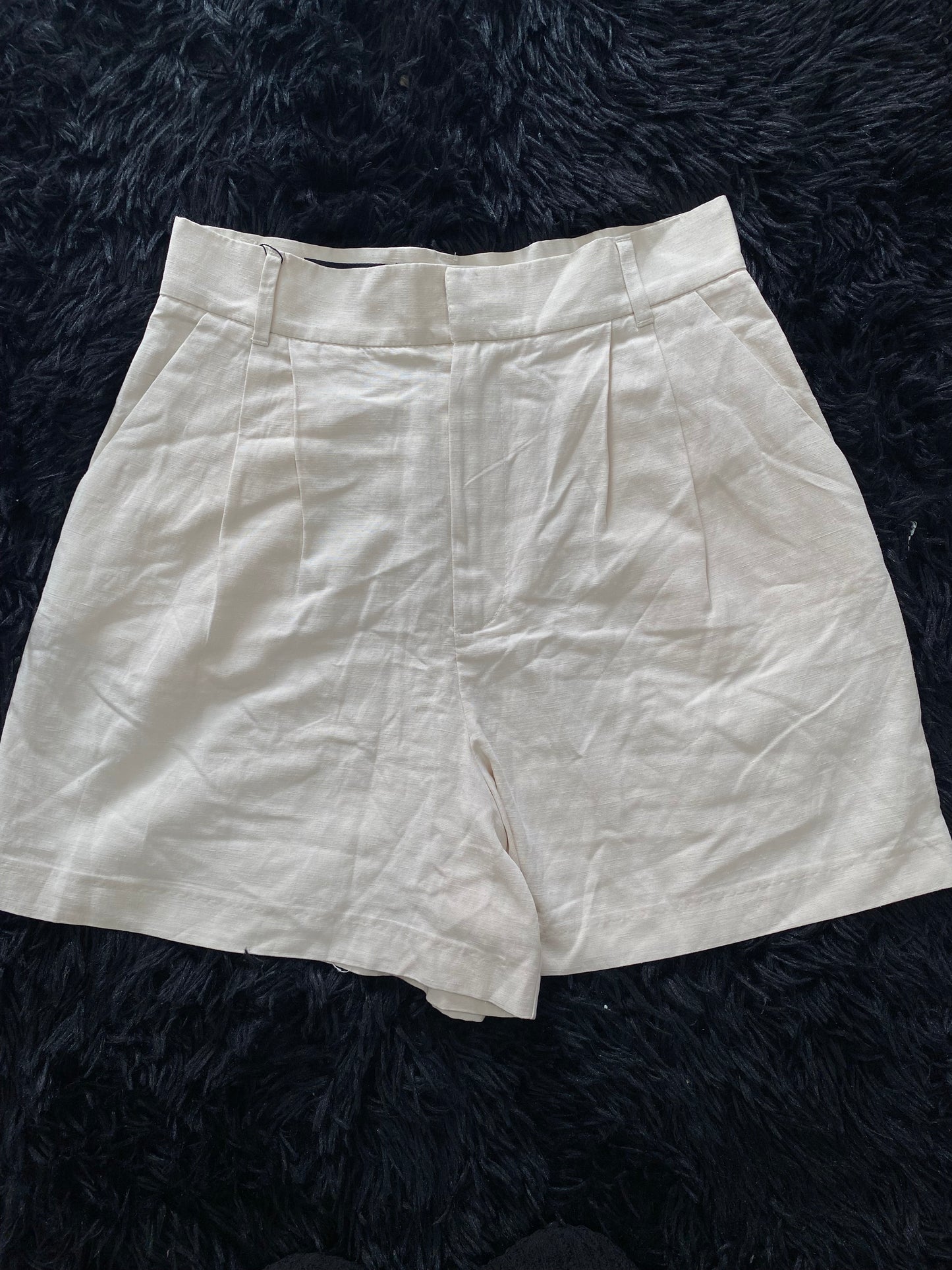 Short lino (ZARA)
