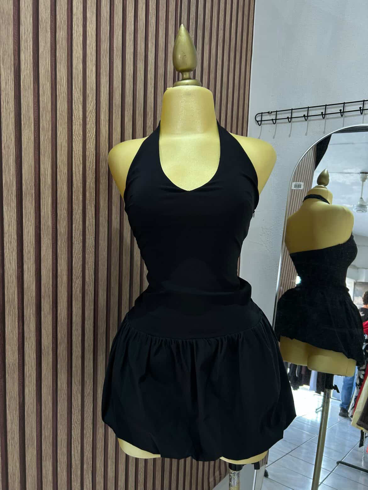 Vestida (BERSHKA)