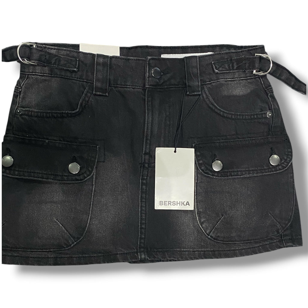 Falda (BERSHKA)