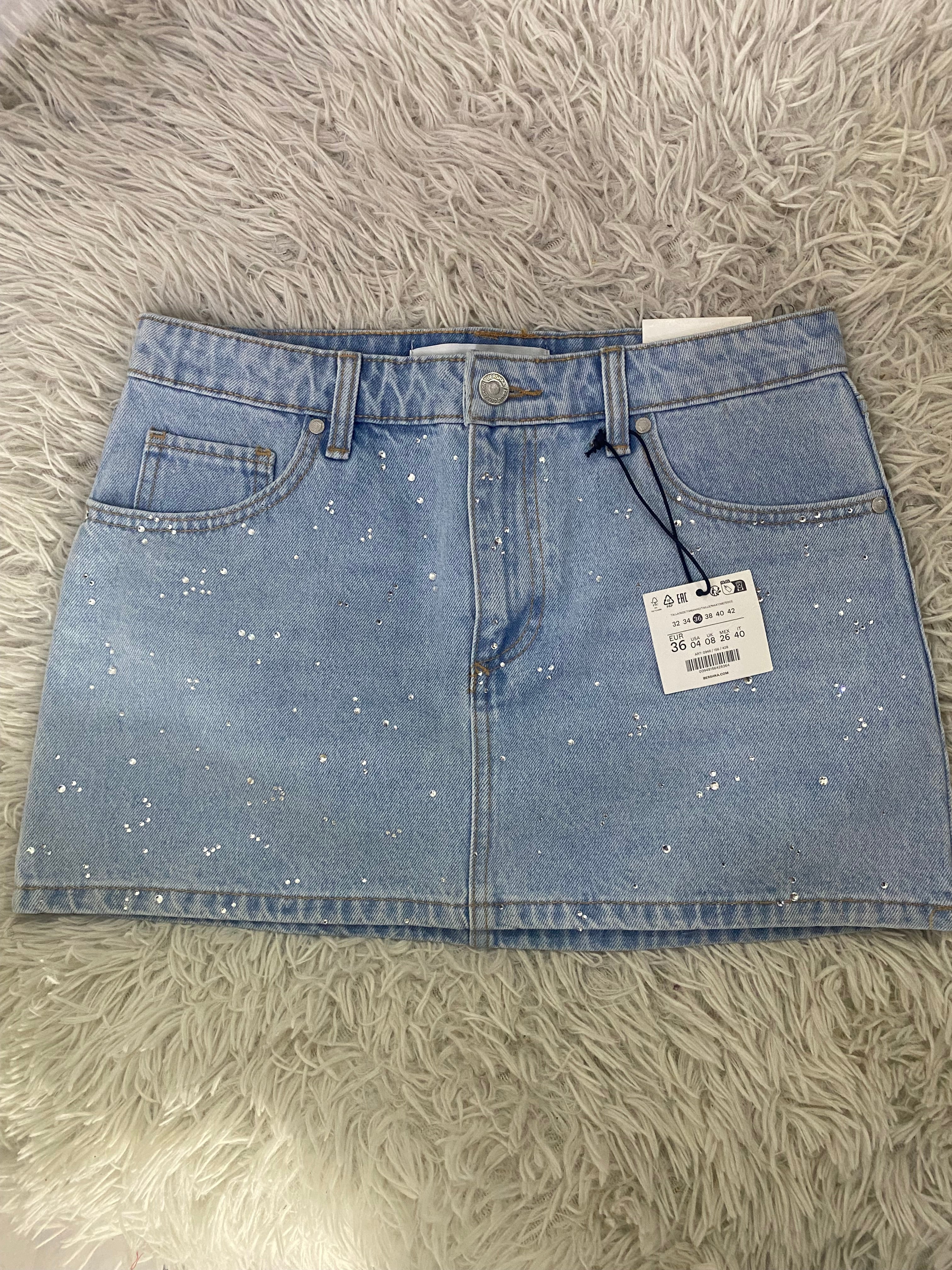 Falda (BERSHKA)