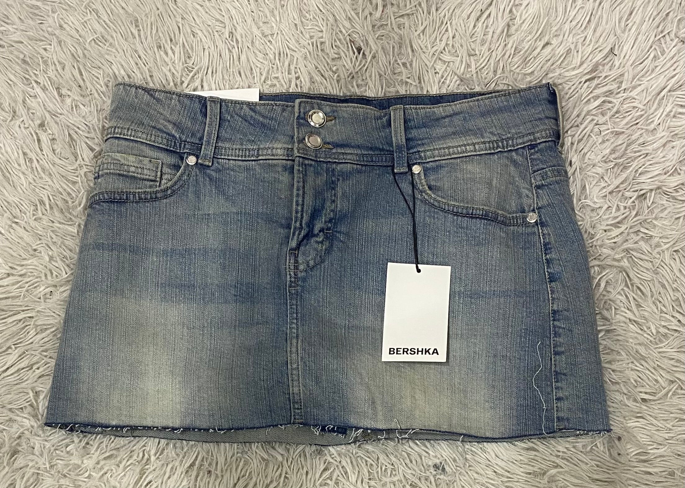 Falda (BERSHKA)