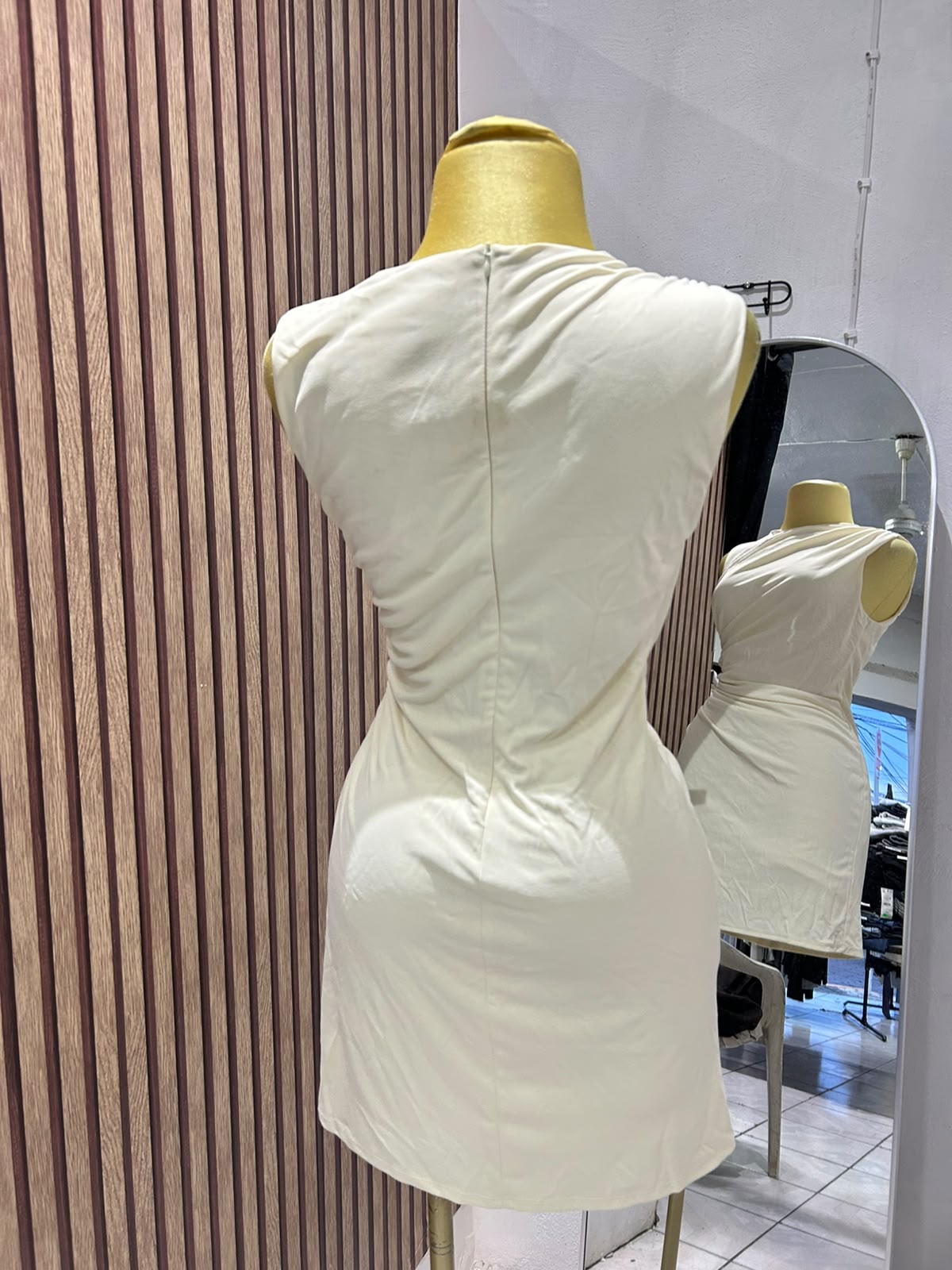 VESTIDO CORTO ZARA