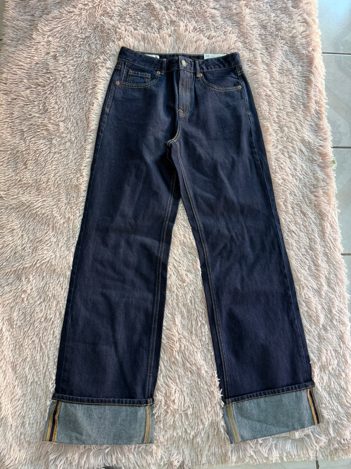 Jeans D92 azul oscuro con dobladillo