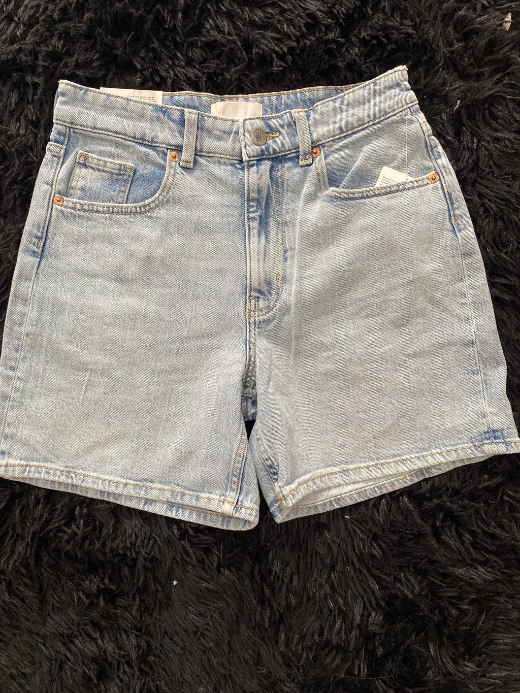 Short (HYM)