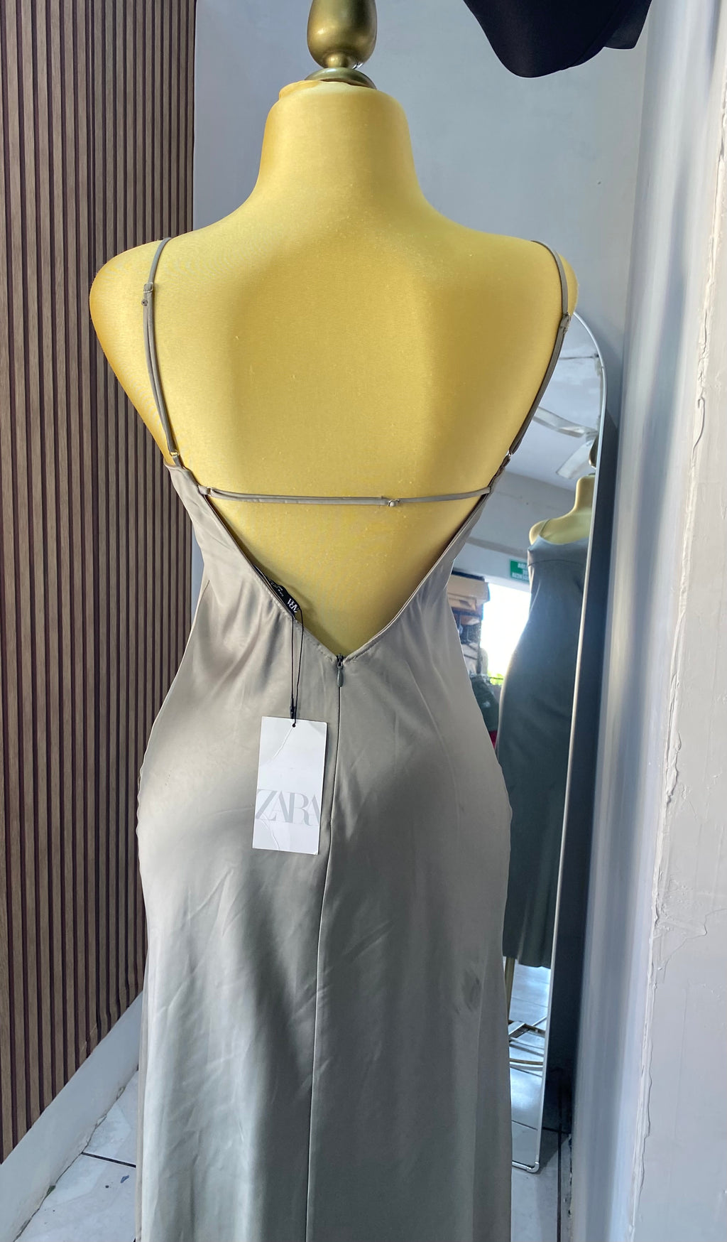 Vestido (ZARA)
