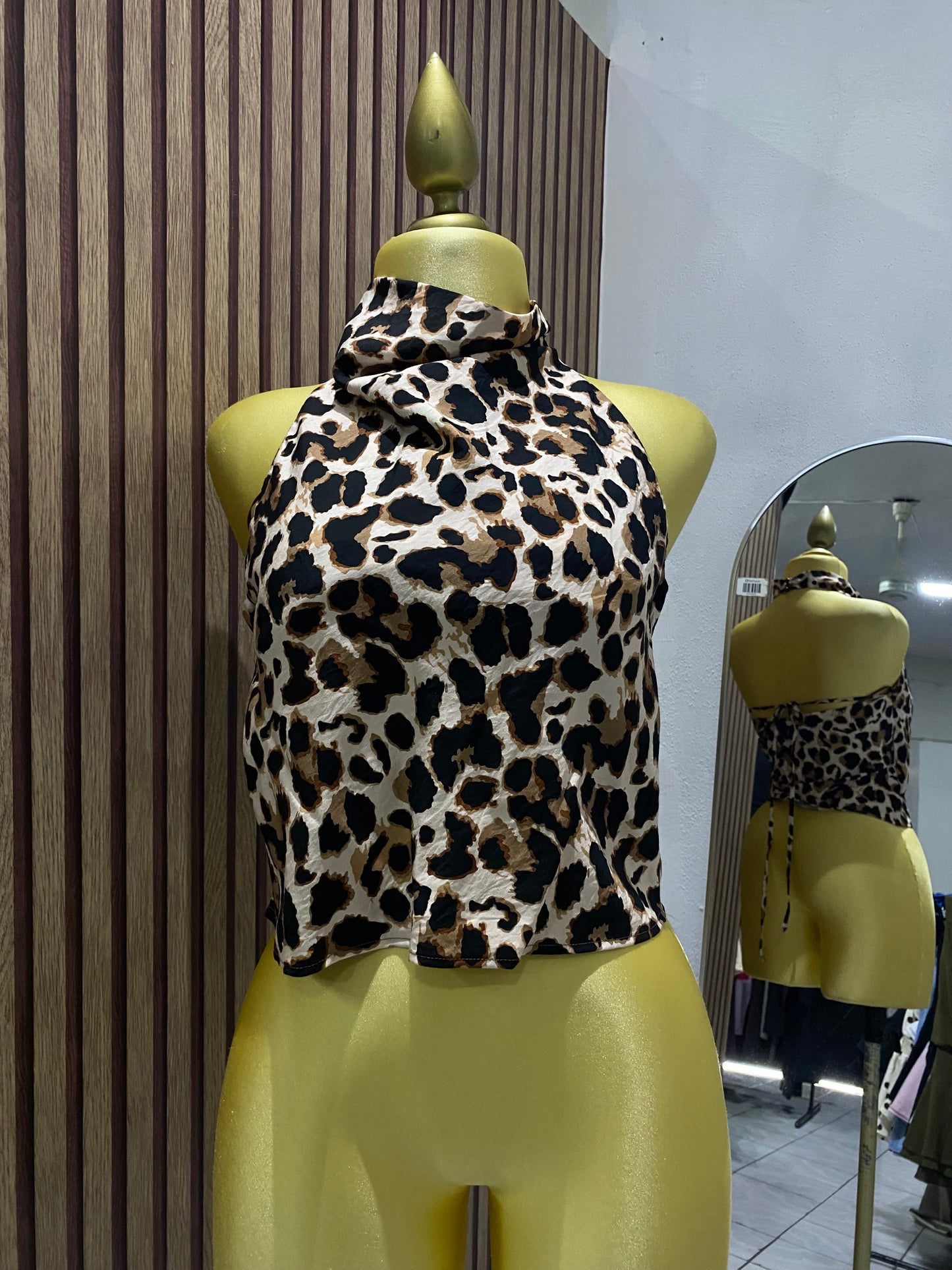 Blusa halter (STRTEEN)