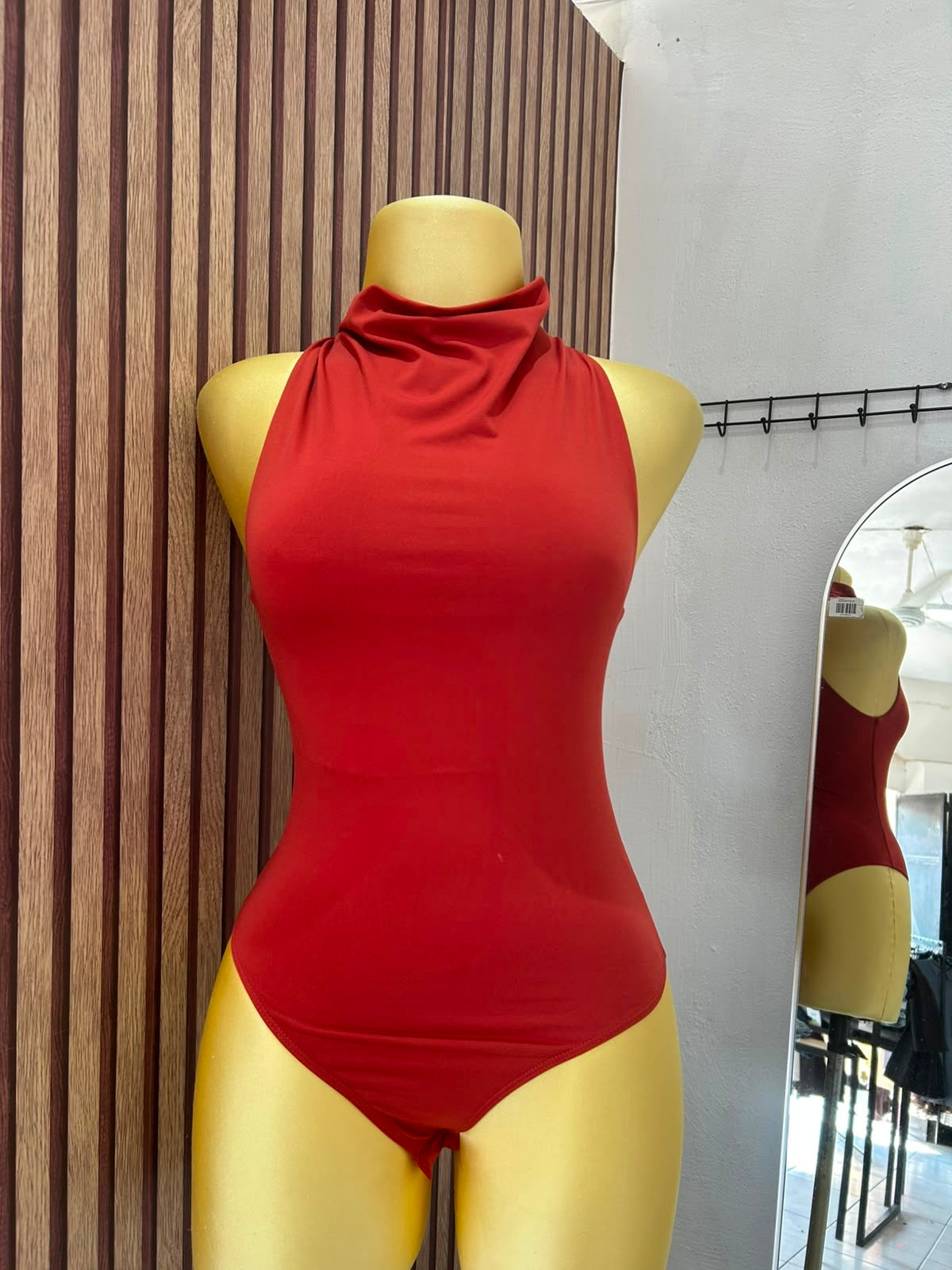 Body halter (HYM)