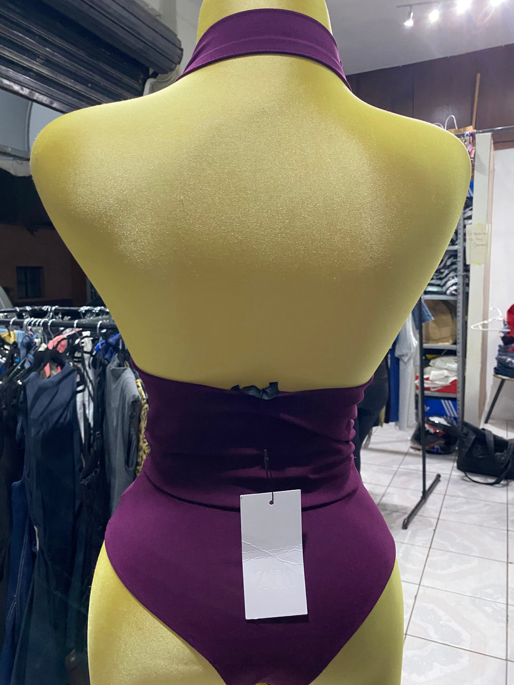 Body (ZARA)
