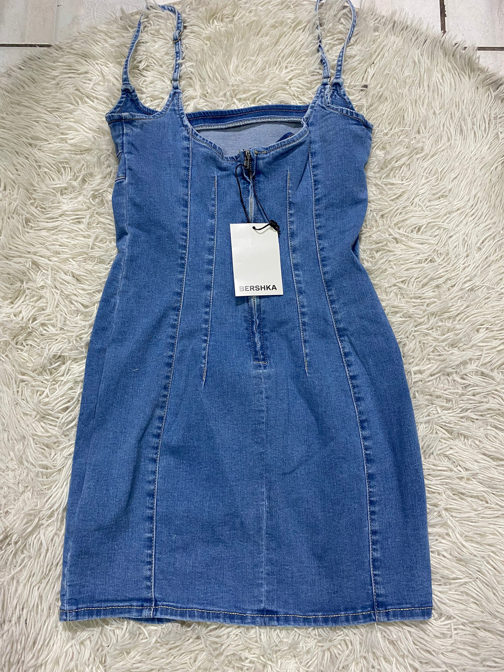 Vestido (BERSHKA)