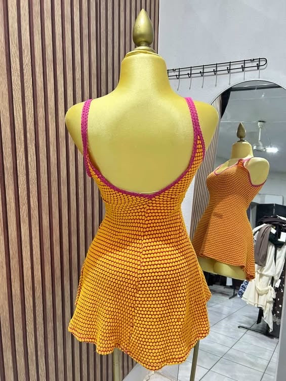 Vestido (ZARA)
