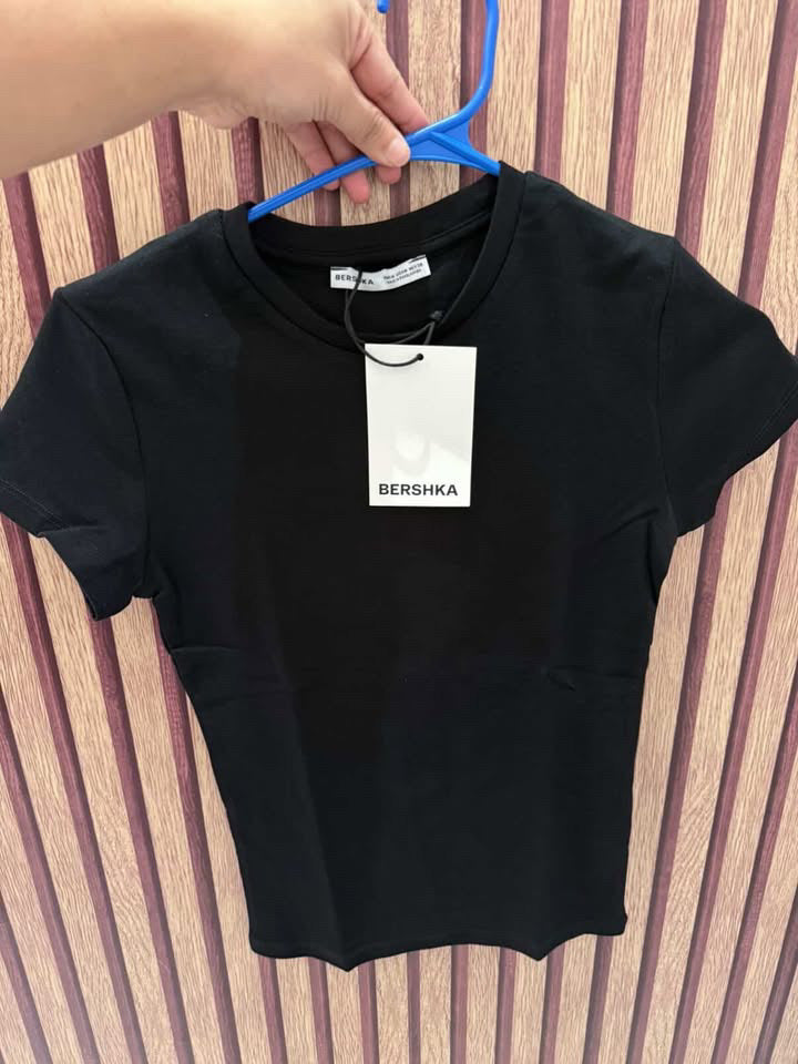 Blusa Básica (BERSHKA )