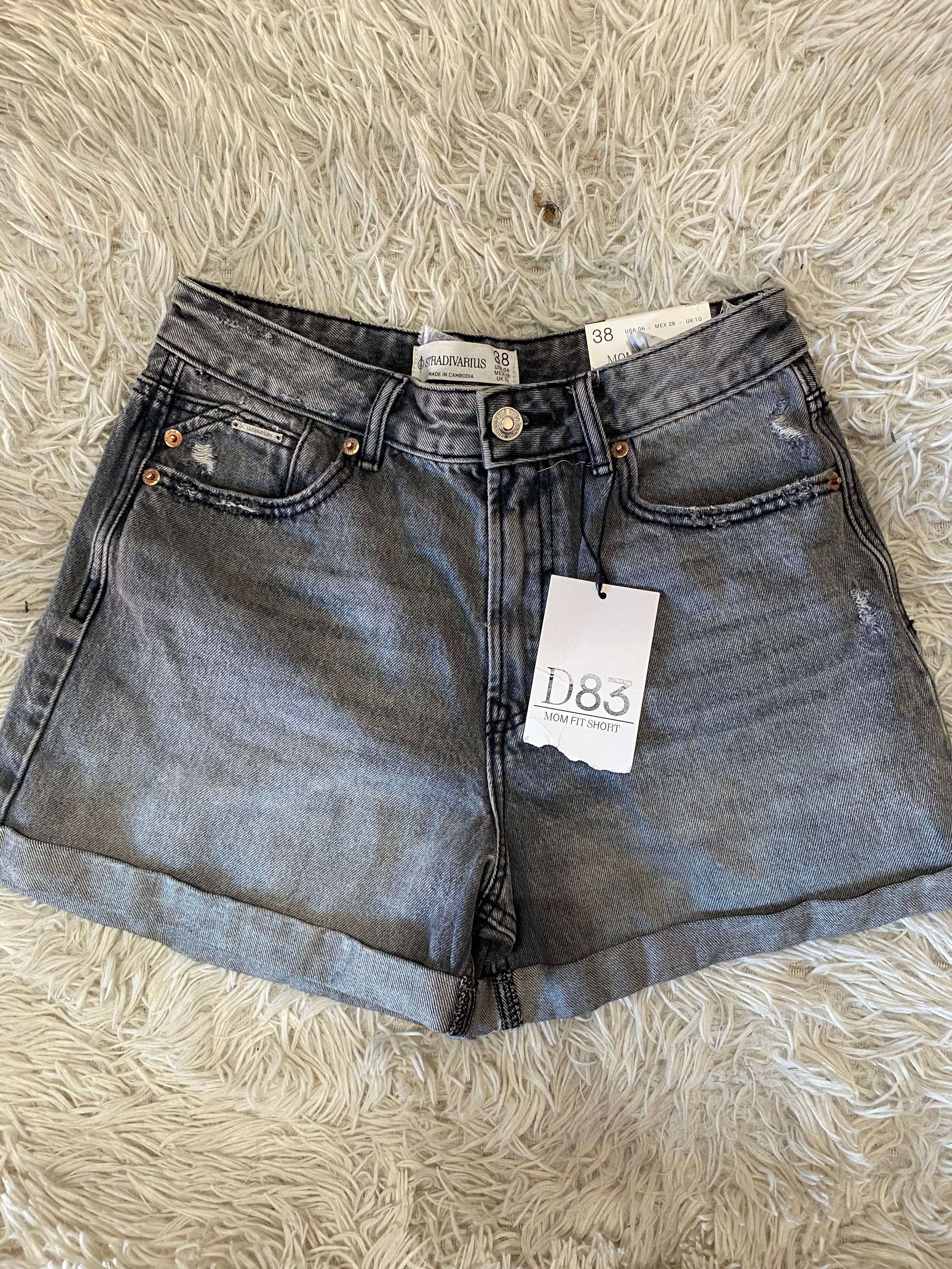 Shorts (STRADIVARIUS)