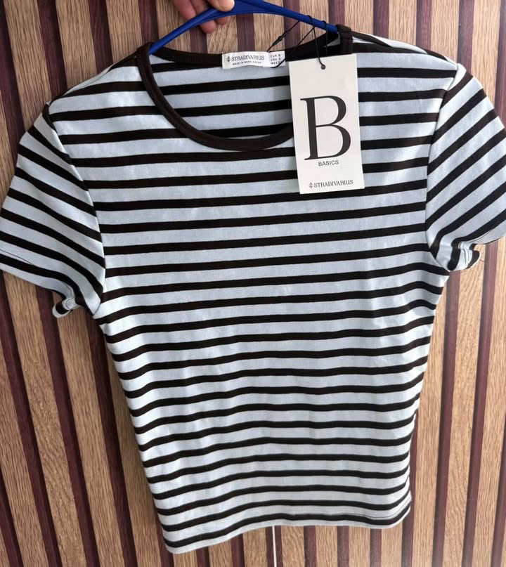 Blusa ((STRADIVARIUS)