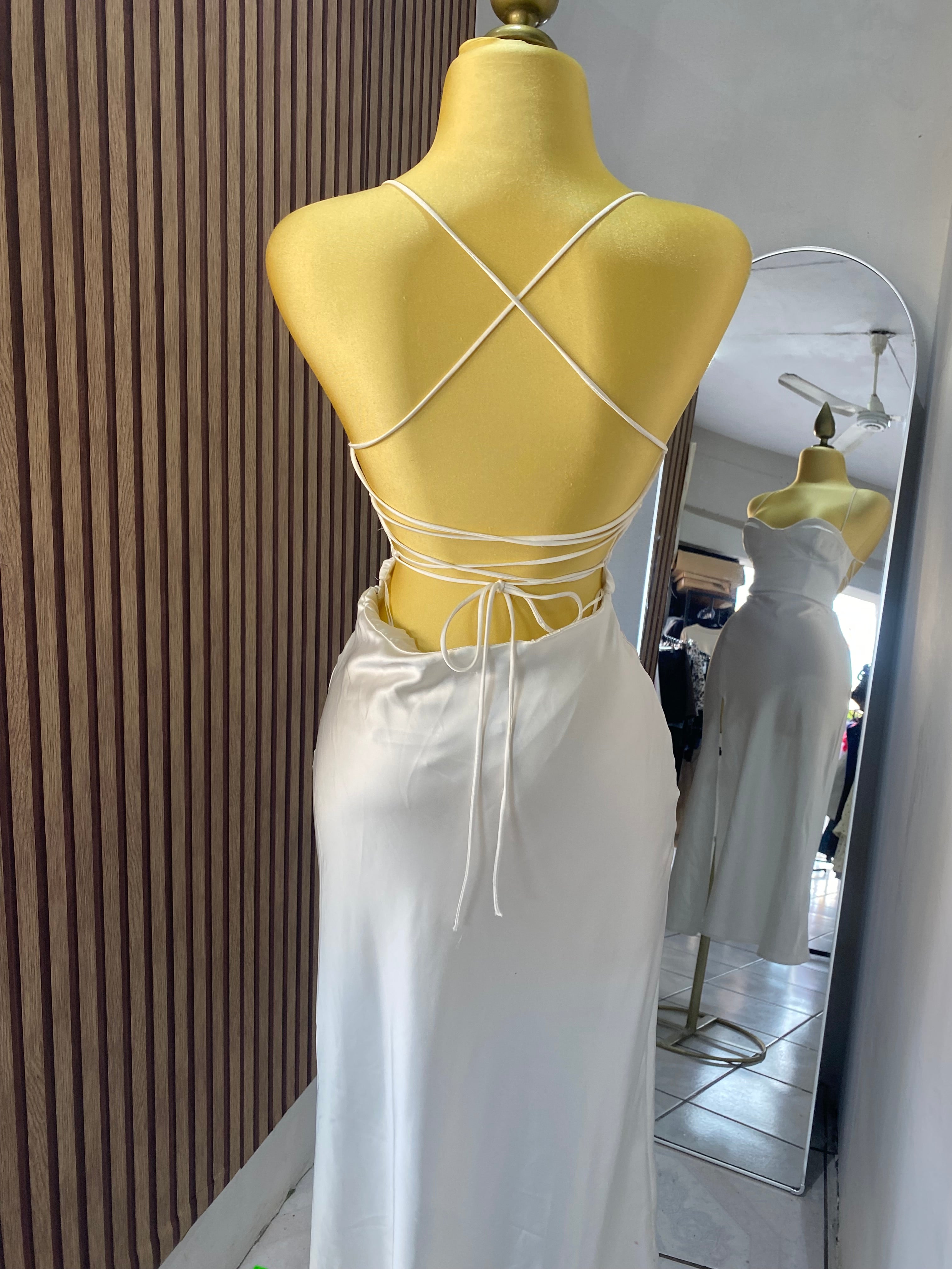 Vestido (ZARA)