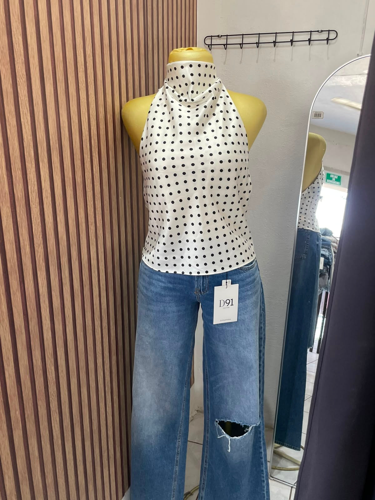 Top halter puntos Zara