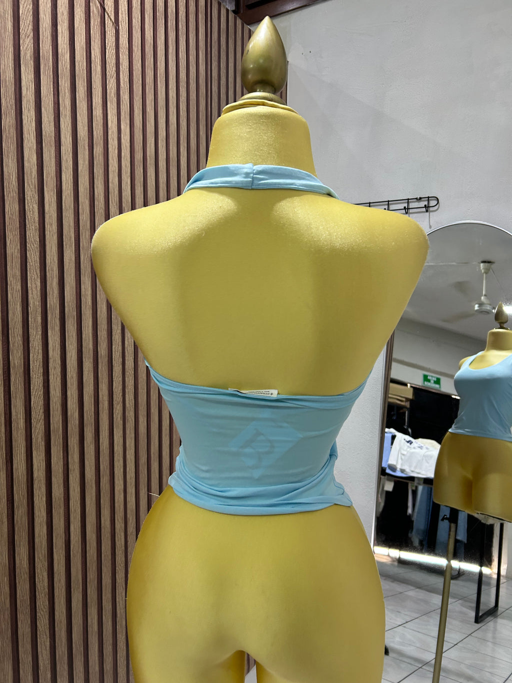 Blusa halter