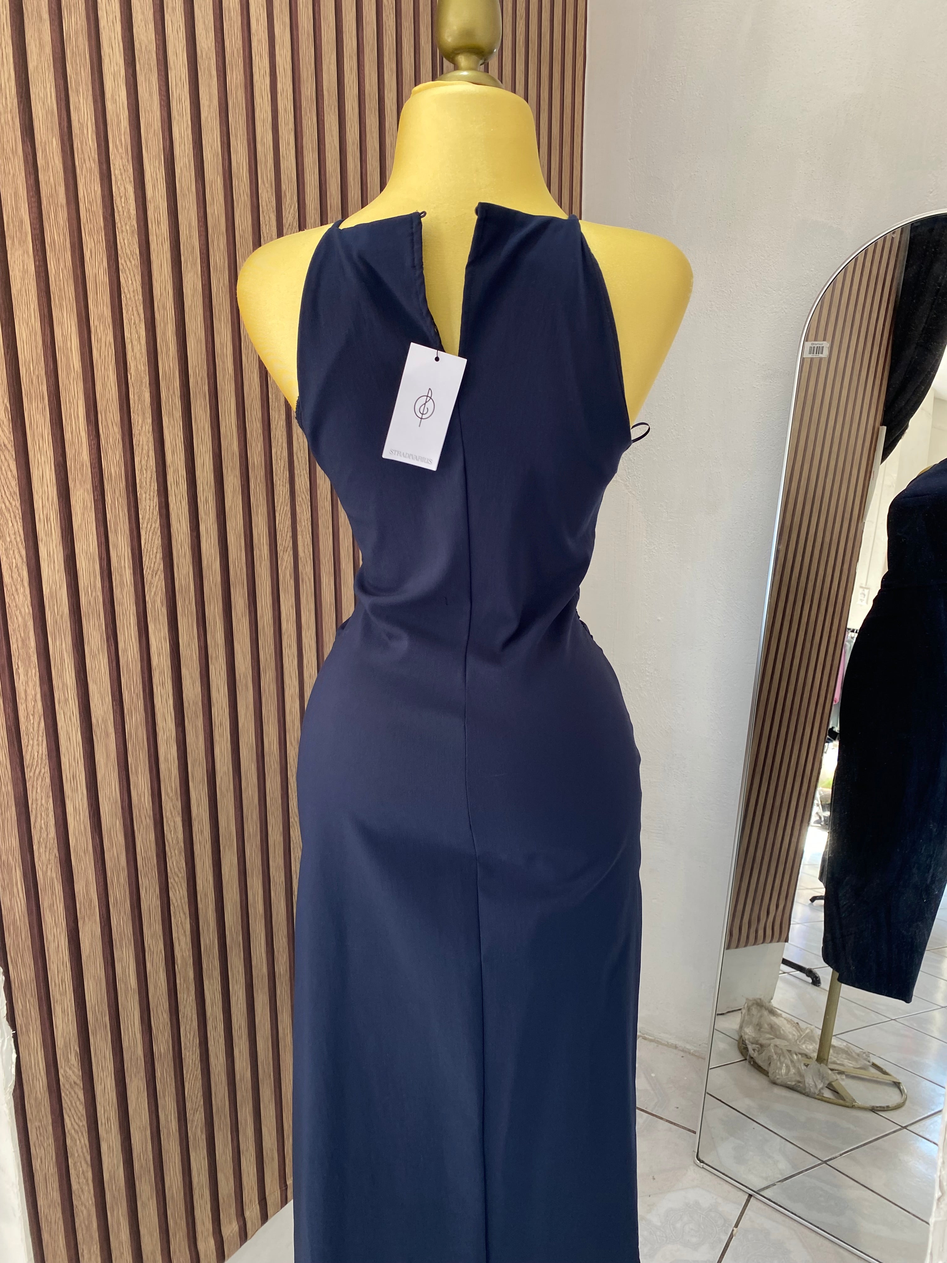 Vestido (STRADIVARIUS)