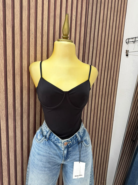 Top negro BERSHKA