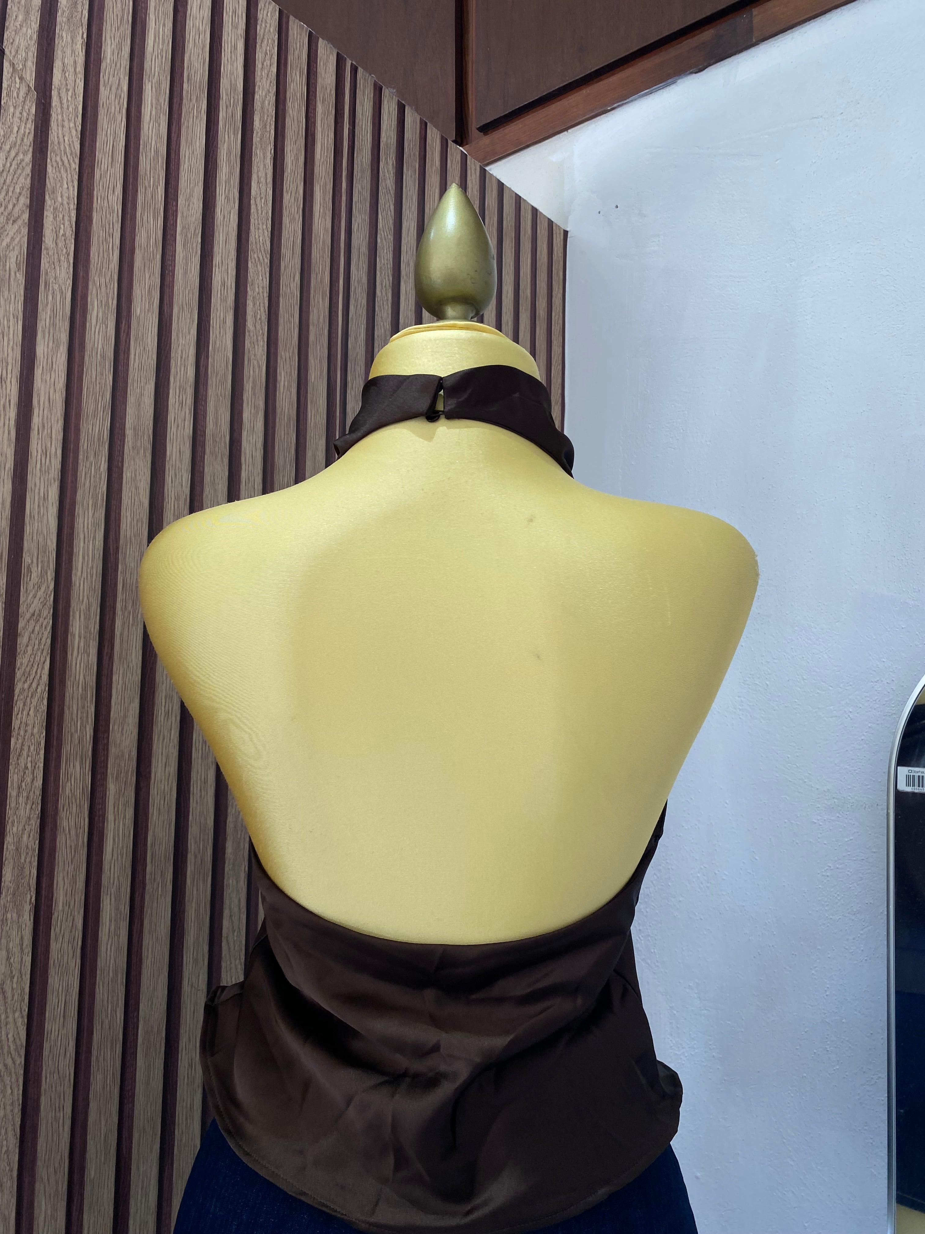 Blusa halter (STRADIVARIUS)