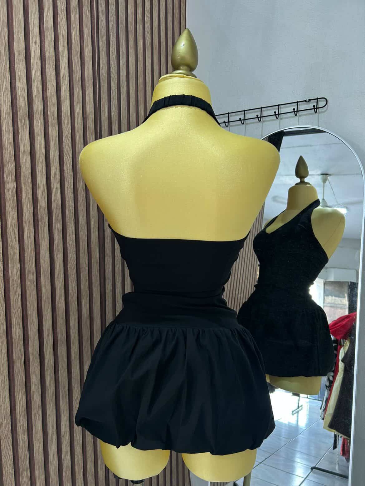 Vestida (BERSHKA)