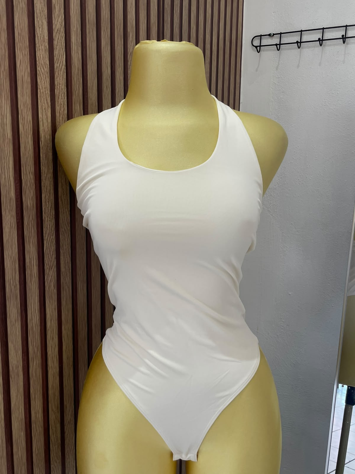 Body halter