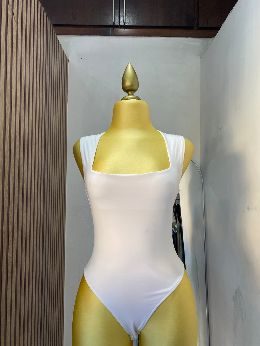 Body (ZARA)