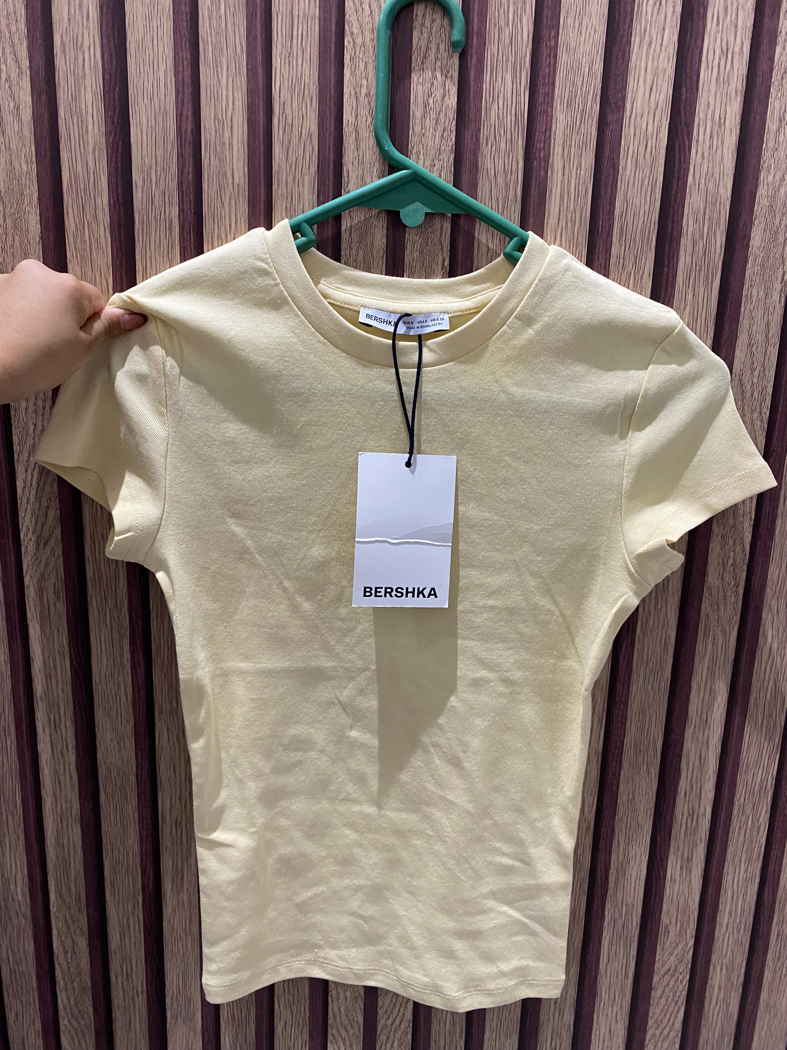 Blusa (BERSHKA)